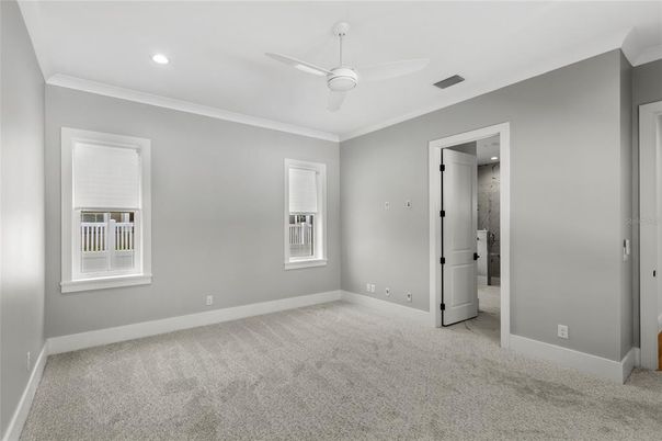Empty room, Interior, Recessed Lighting