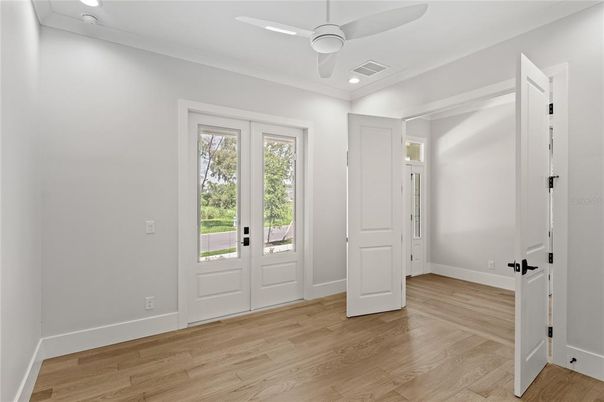 Empty room, Interior, Recessed Lighting, Wood Texture Flooring