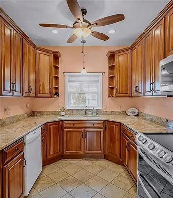 Interior, Kitchen, Recessed Lighting
