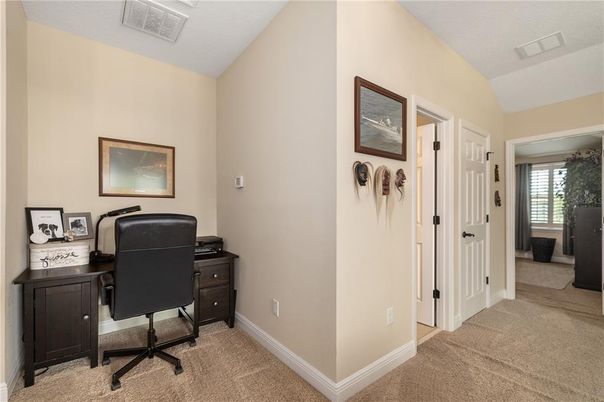 Home Office, Interior