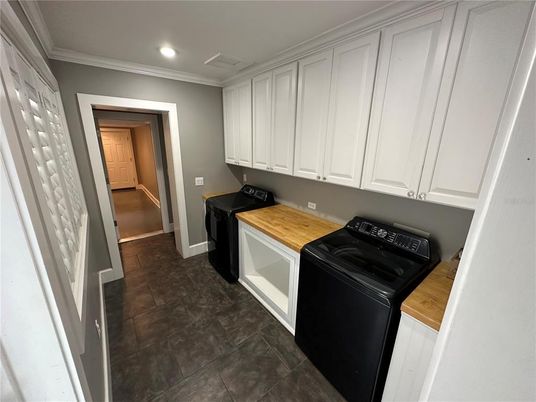Interior, Recessed Lighting, Washer