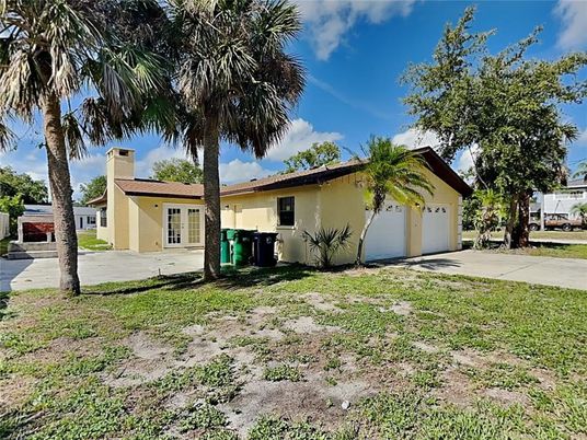 Backyard, Detached Garage, Exterior