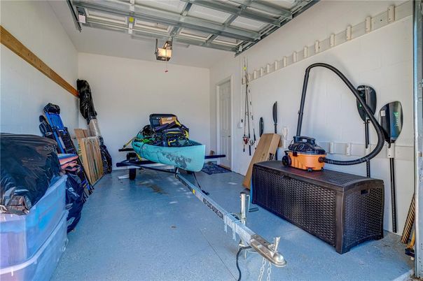 Garage, Interior