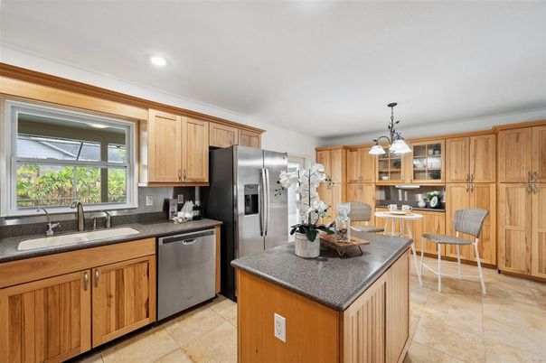 Interior, Kitchen, Pendant Lights, Recessed Lighting, Stainless Steel Appliances