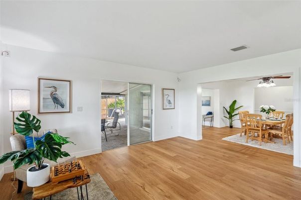 Dining room, Interior, Wood Texture Flooring