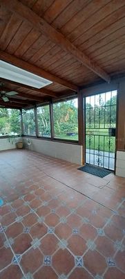 Empty room, Interior, Wooden Beams, Wooden Ceilings
