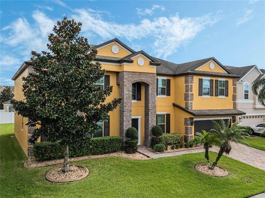 Attached, Backyard, Exterior, Facade, French Provincial