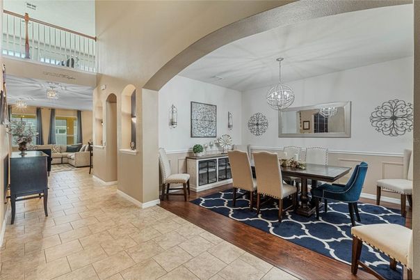 Chandelier, Dining room, Interior, Living room, Pendant Lights