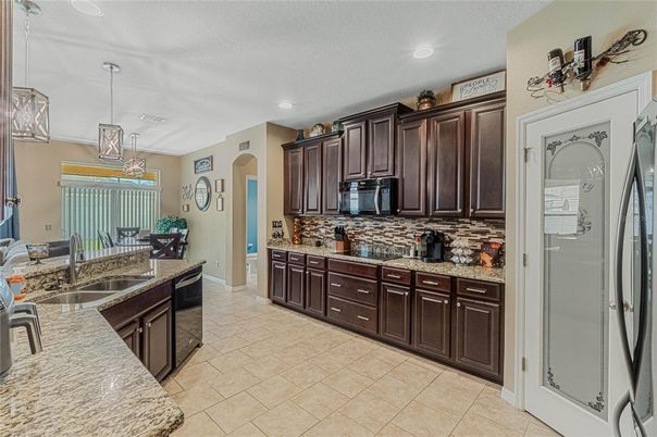 Dining room, Interior, Kitchen, Pendant Lights, Recessed Lighting