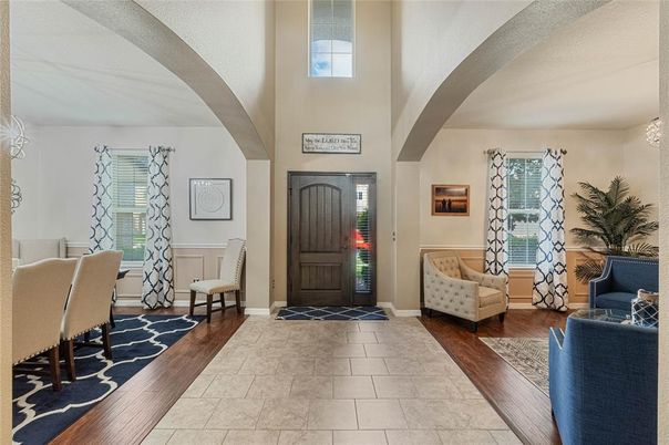 Chandelier, Interior, Wood Texture Flooring