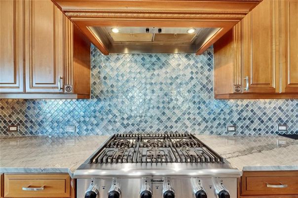 Interior, Kitchen, Recessed Lighting, Washer