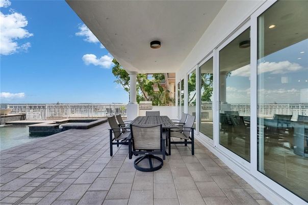 Exterior, Pool, Water