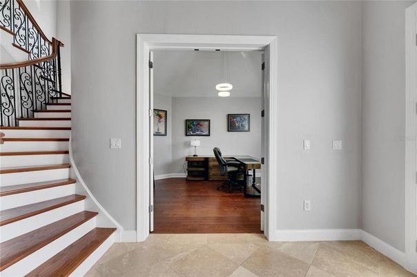 Interior, Pendant Lights, Wood Texture Flooring