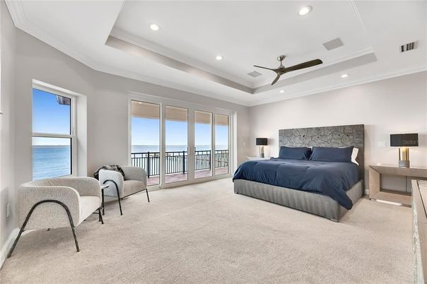 Bedroom, Interior, Recessed Lighting, Water