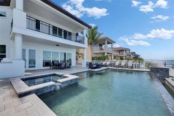 Exterior, Pool, Water