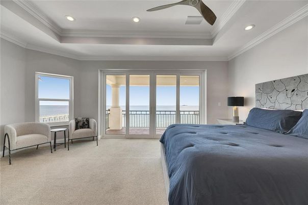 Bedroom, Interior, Recessed Lighting, Water
