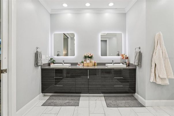Bathroom, Dual Sink Vanities, Interior, Marble, Recessed Lighting