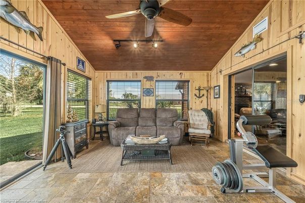 Fitness Equipment, Interior, Living room, Sun Room, Wooden Ceilings, Wooden Walls