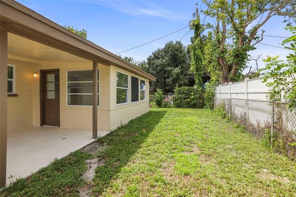 Backyard, Exterior