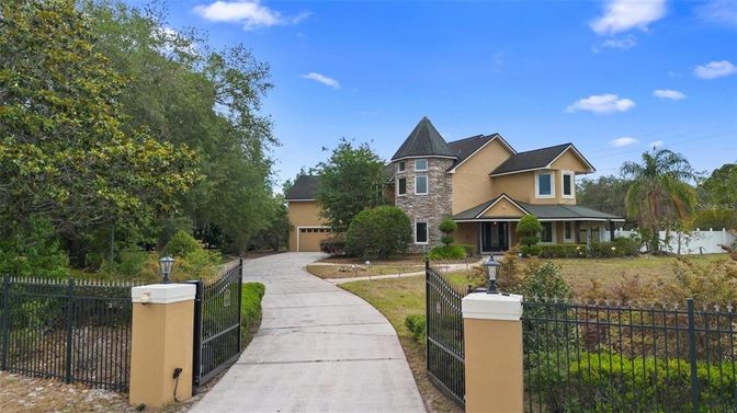 Backyard, Exterior, Facade, French Provincial