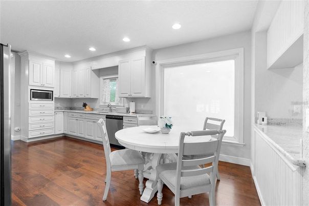 Dining room, Interior, Kitchen, Recessed Lighting, Stainless Steel Appliances, Wood Texture Flooring