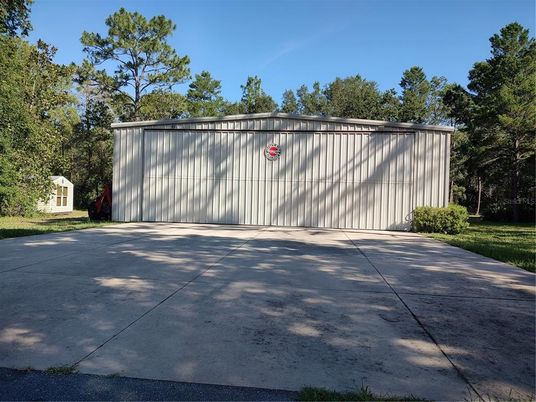 Detached Garage, Exterior