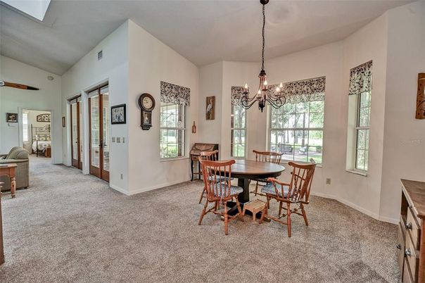 Chandelier, Dining room, Interior