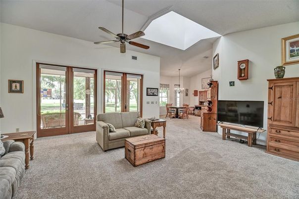 Dining room, Interior, Living room, Pendant Lights