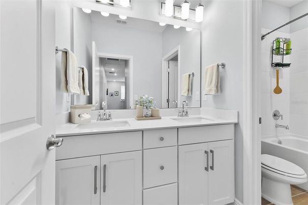 Bathroom, Dual Sink Vanities, Interior