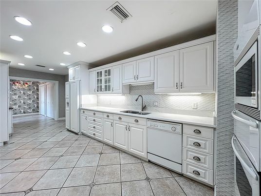 Interior, Kitchen, Recessed Lighting