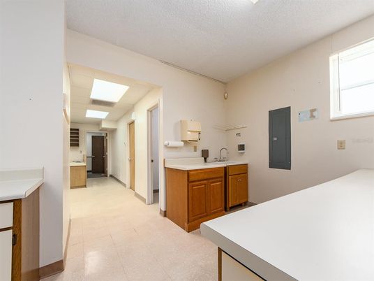 Interior, Kitchen, Recessed Lighting