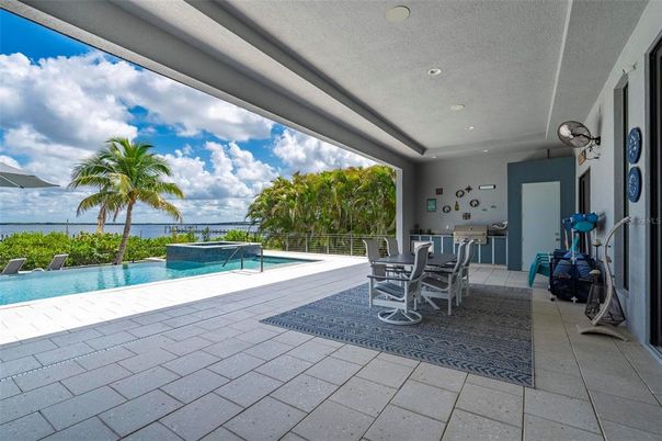 Exterior, Pool, Recessed Lighting, Water