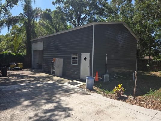 Detached Garage, Exterior