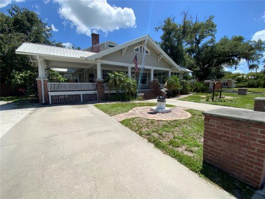 Backyard, Exterior, Facade, American Craftsman