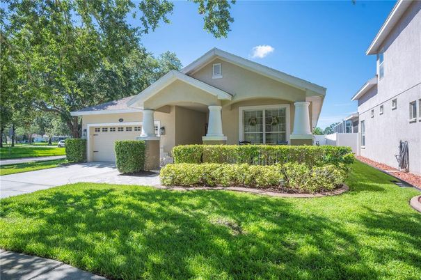 Attached, Backyard, Exterior, Facade, American Craftsman