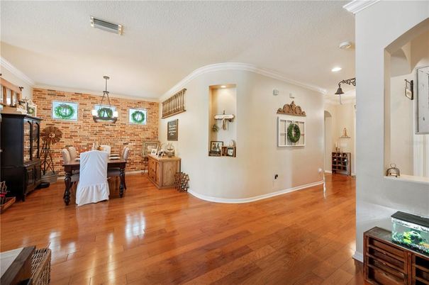 Dining room, Interior, Pendant Lights, Recessed Lighting, Stone Walls, Wood Texture Flooring