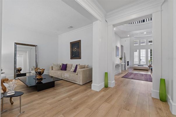 Interior, Living room, Recessed Lighting, Wood Texture Flooring