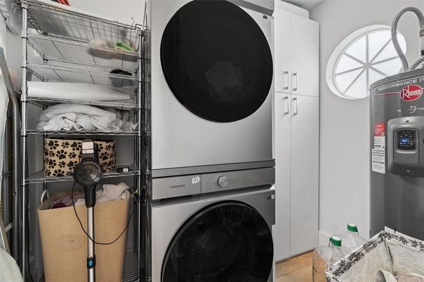 Interior, Utility Closets, Washer