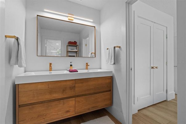 Bathroom, Dual Sink Vanities, Interior, Wood Texture Flooring