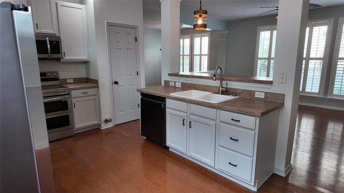 Interior, Kitchen, Pendant Lights, Stainless Steel Appliances, Wood Texture Flooring
