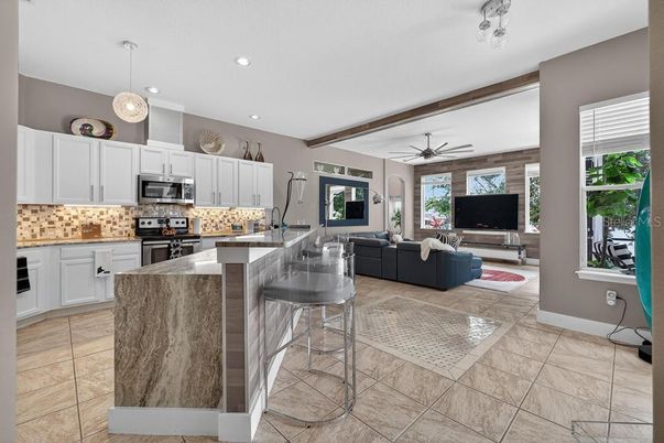 Interior, Kitchen, Living room, Pendant Lights, Recessed Lighting, Wooden Beams