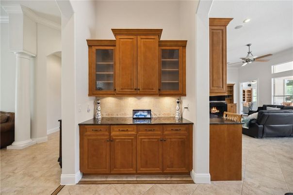 Fireplace, Interior, Kitchen, Recessed Lighting