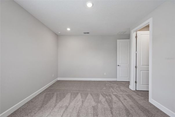 Empty room, Interior, Recessed Lighting