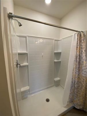 Bathroom, Interior, Recessed Lighting, Walk-in Closets