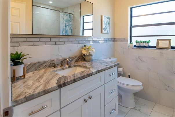Bathroom, Interior, Marble, Marble Walls