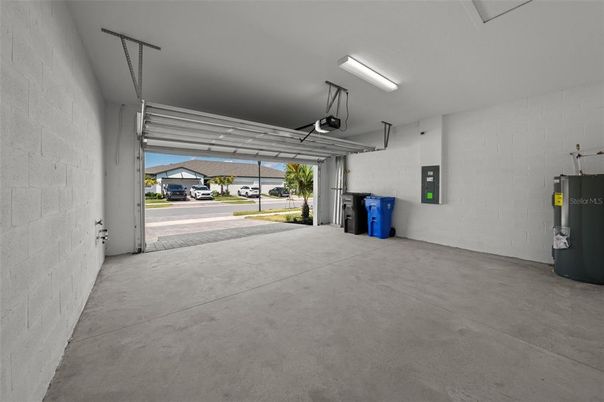 Garage, Interior