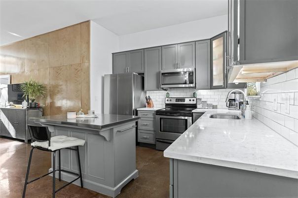 Interior, Kitchen, Stainless Steel Appliances