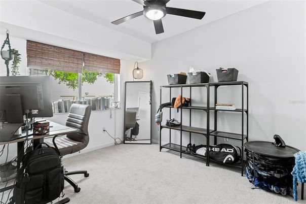 Home Office, Interior