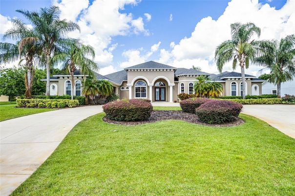 Backyard, Exterior, Facade, Mediterranean