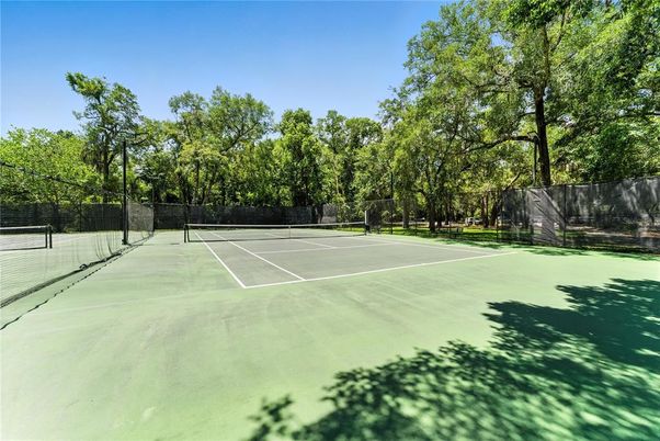 Exterior, Tennis Courts